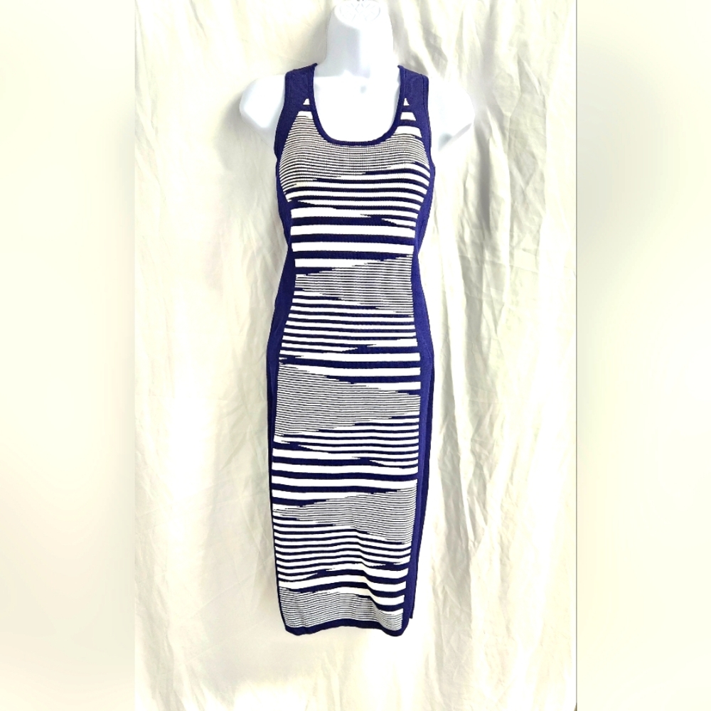 2B bebe Midi Bodycon Tank Style Stretch Fit Navy/White Print Dress
